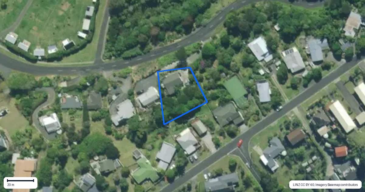 Property context map for 13 Long Beach Road, Russell