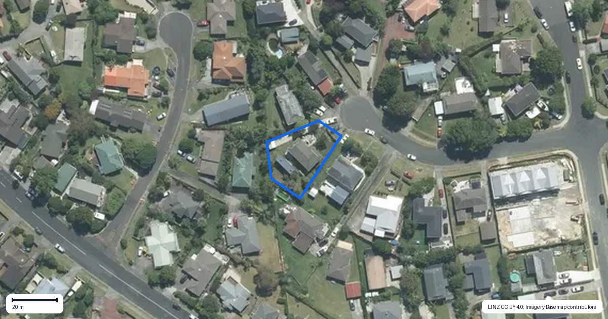 Property context map for 14 Babington Place, Torbay, Auckland