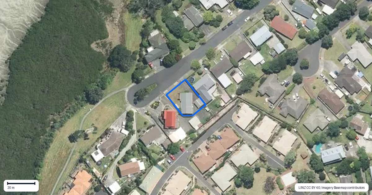 Property context map for 30 Bluewater Place, Wattle Downs, Auckland
