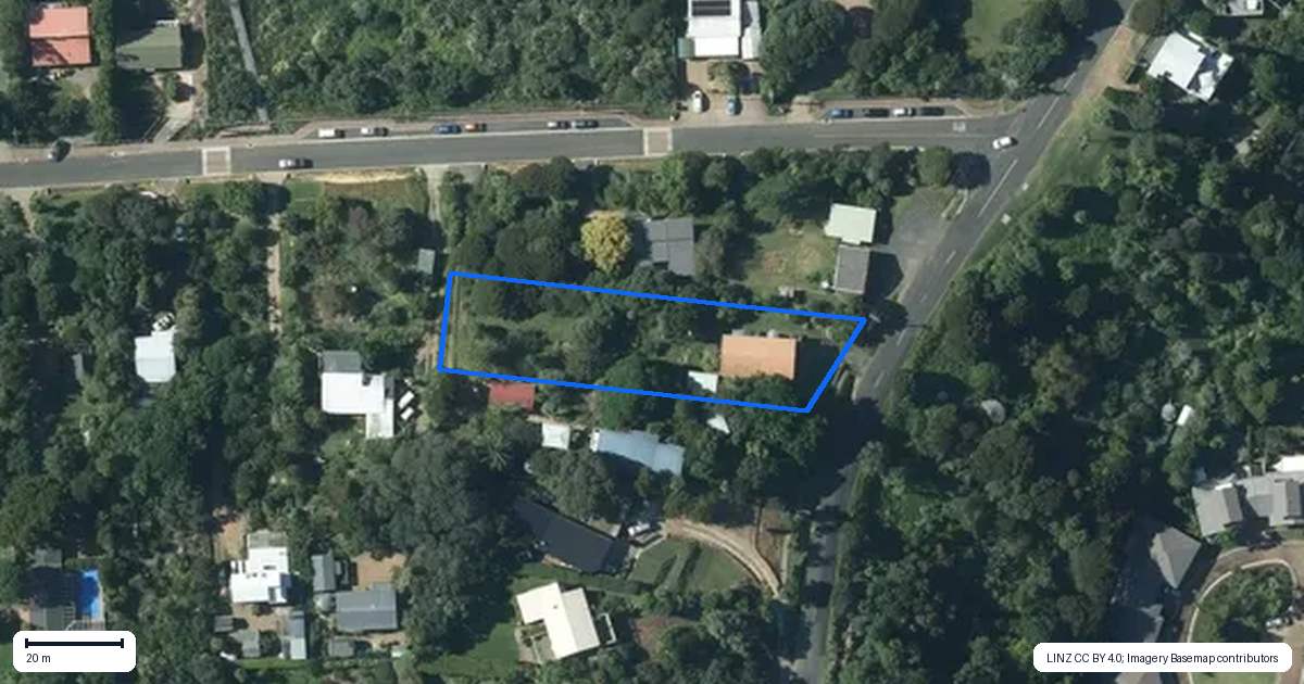 Property context map for 70 Ostend Road, Ostend, Waiheke Island