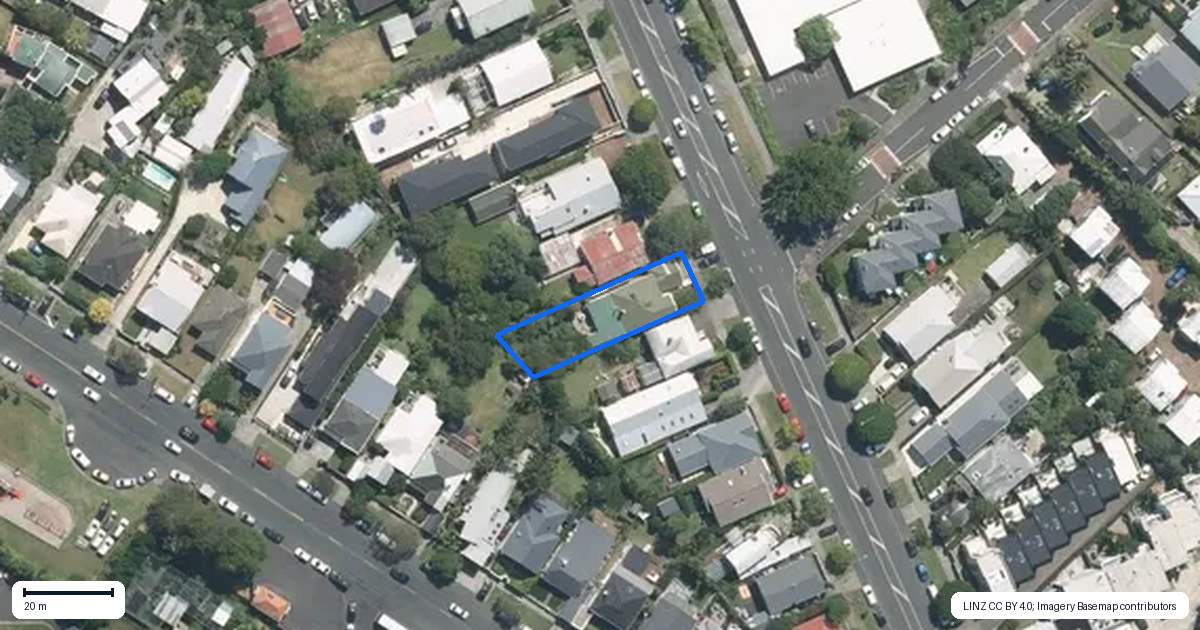 Property context map for 42 Garnet Road, Westmere, Auckland