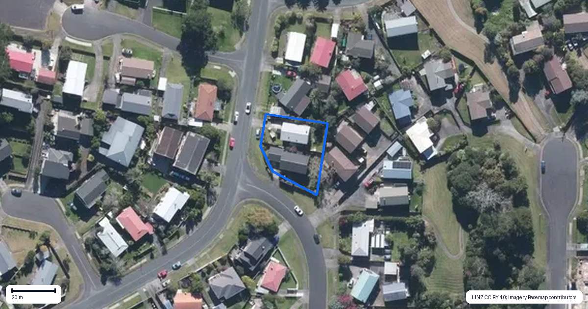 Property context map for 43 Elizabeth Drive, West Harbour, Auckland
