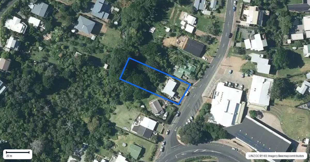 Property context map for 5 Korora Road, Oneroa, Waiheke Island