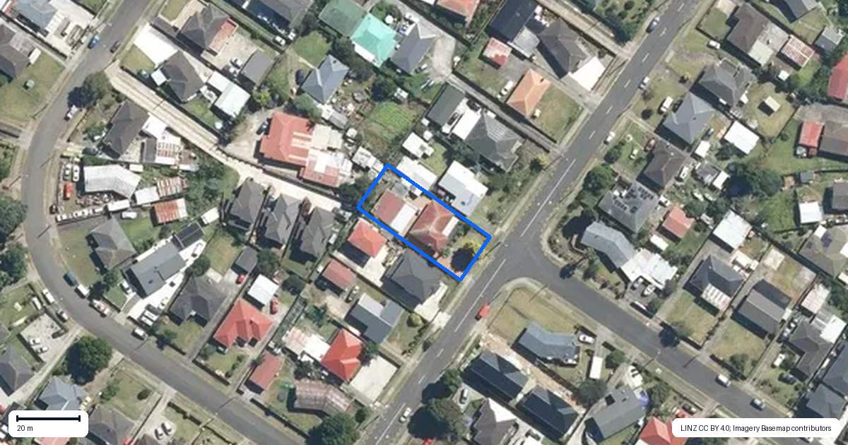 Property context map for 18 Ashley Avenue, Mangere East, Auckland
