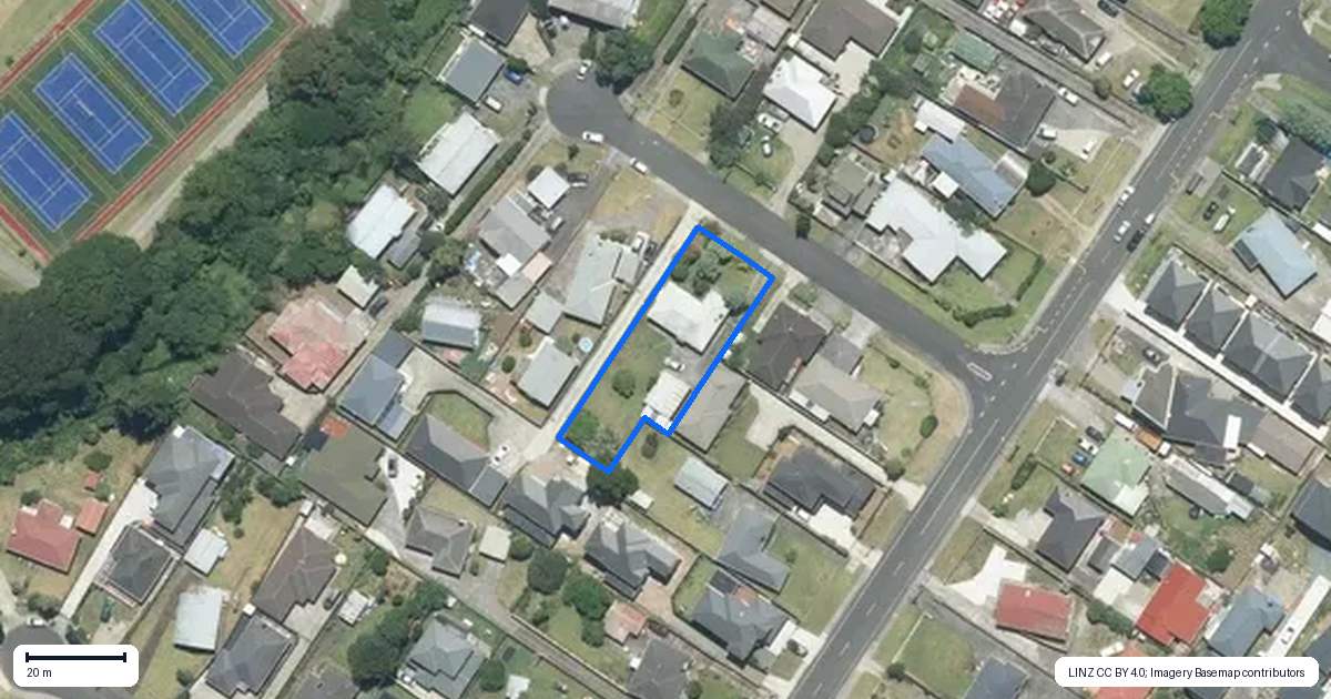 Property context map for 4 Dennis Road, Papatoetoe, Auckland