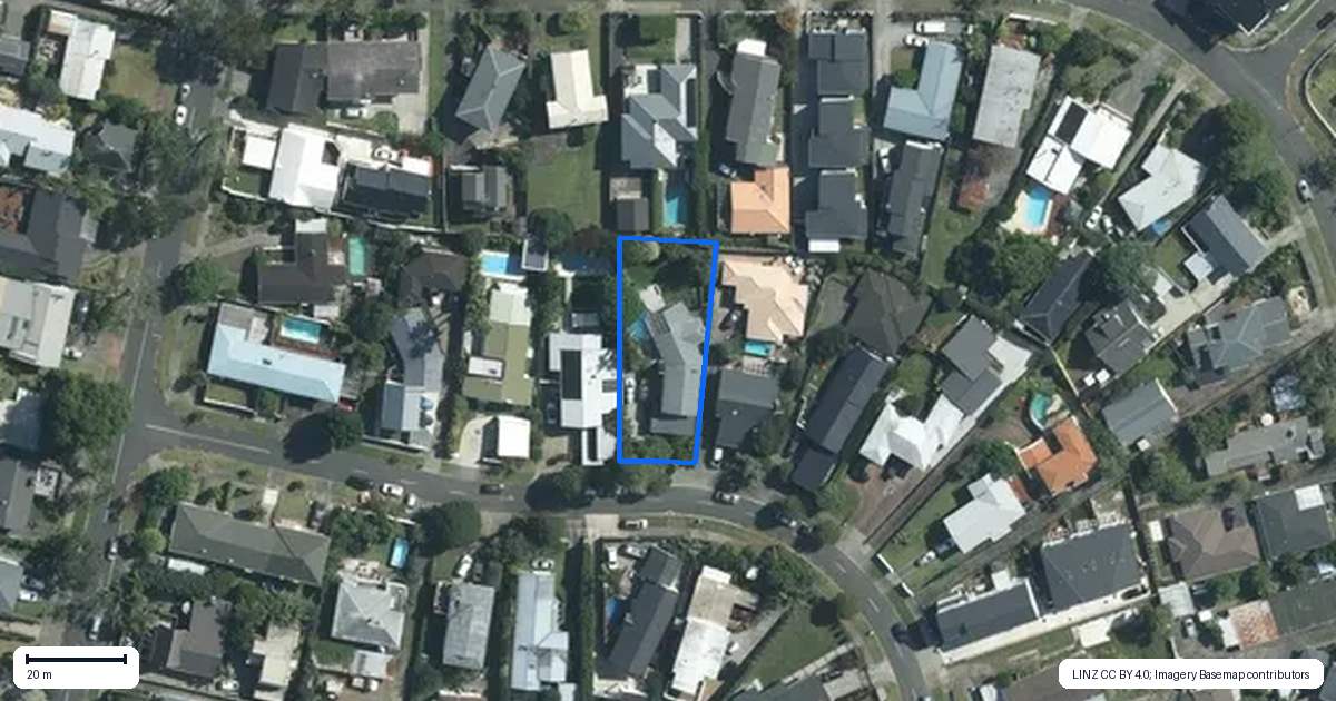 Property context map for 10 Pembroke Crescent, Glendowie, Auckland