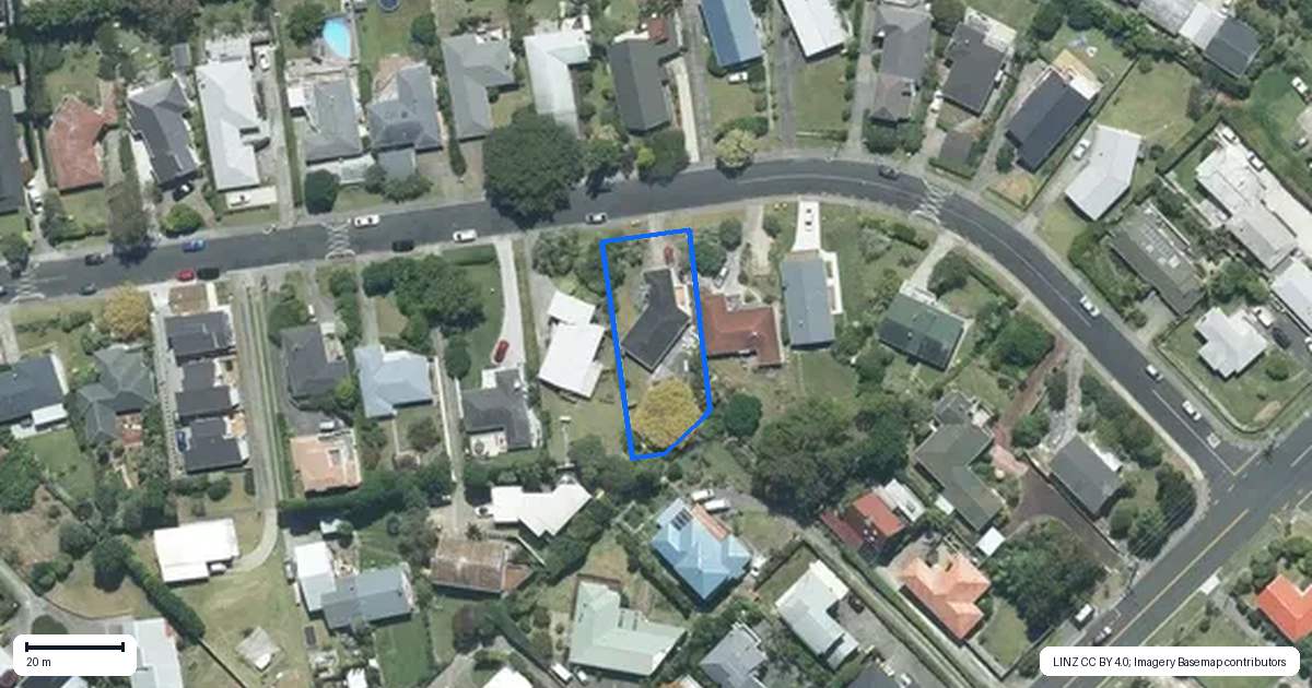 Property context map for 10 Alton Avenue, Hillcrest, Auckland