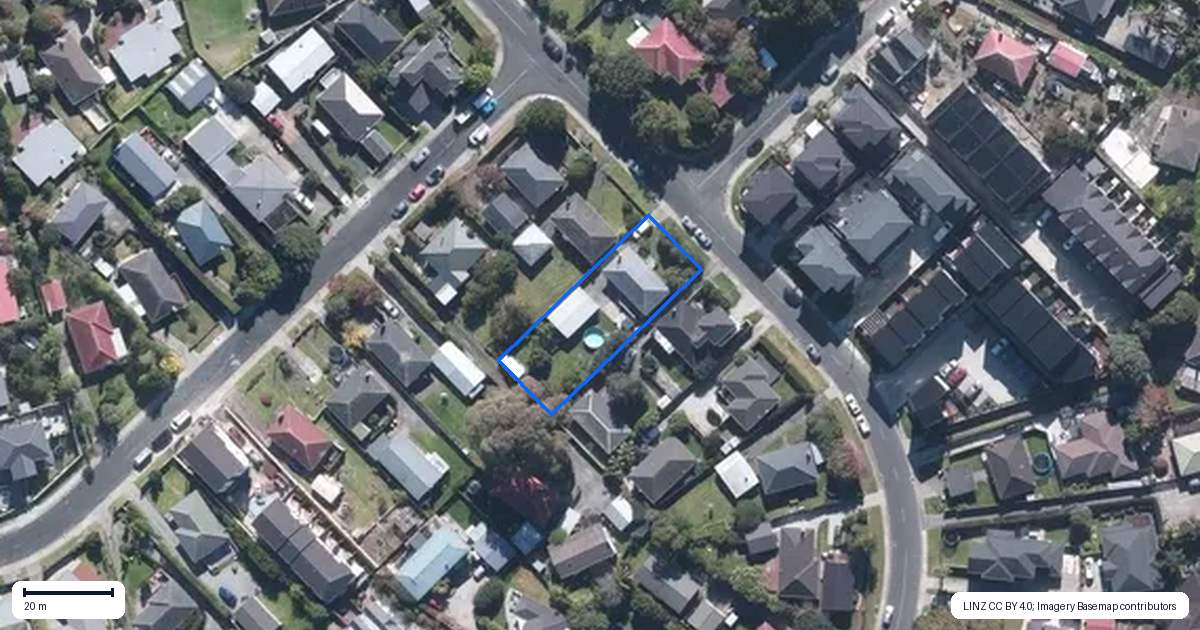 Property context map for 62 Kervil Avenue, Te Atatu Peninsula, Auckland