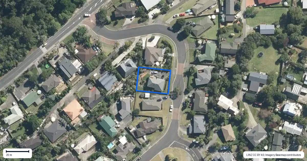 Property context map for 18 Coastal Heights, Stillwater, Silverdale