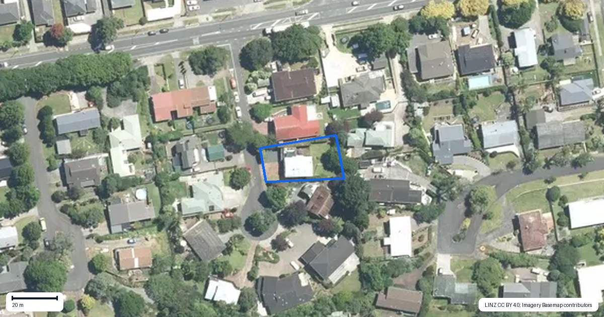 Property context map for 3 Len Brown Place, Pukekohe