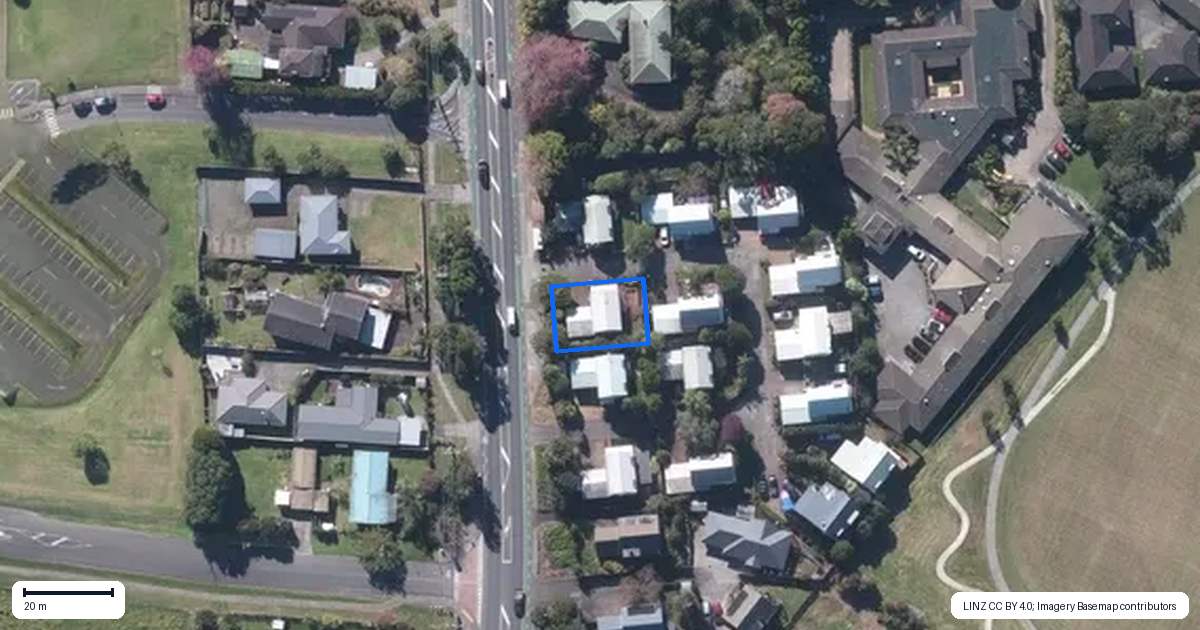 Property context map for 11/485 Don Buck Road, Massey, Auckland