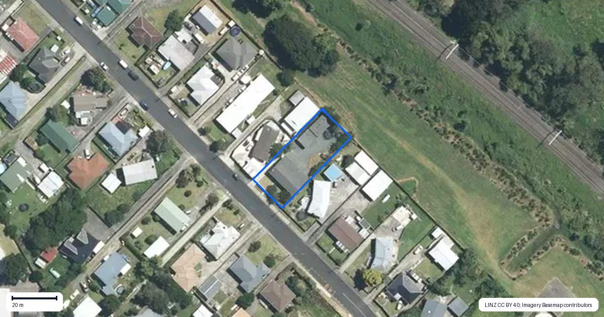Property context map for 20 Greenhaven Avenue, Opaheke, Papakura