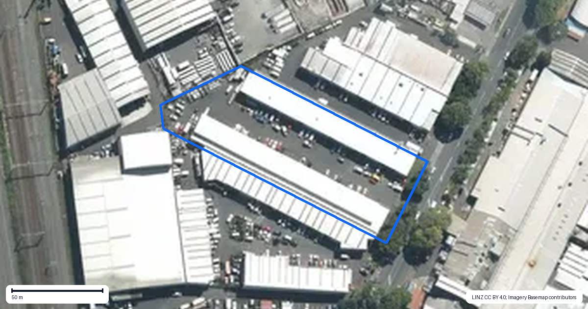 Property context map for 13J Saleyards Road, Otahuhu, Auckland