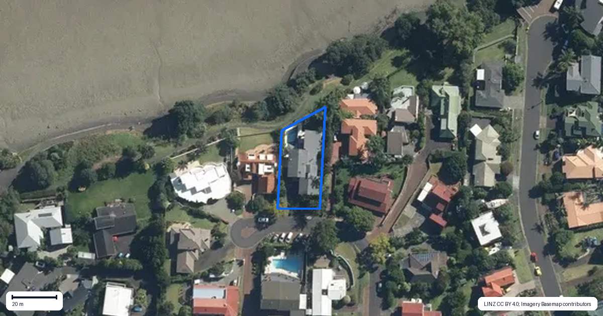 Property context map for 11 Marine Lane, Mount Wellington, Auckland