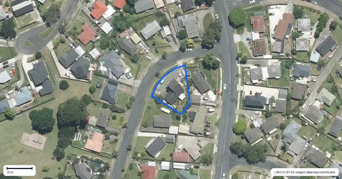 Property context map for 4 Pulman Place, Clover Park, Auckland