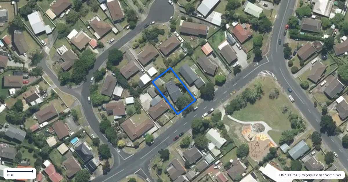 Property context map for 7 Devonshire Road, Unsworth Heights, Auckland