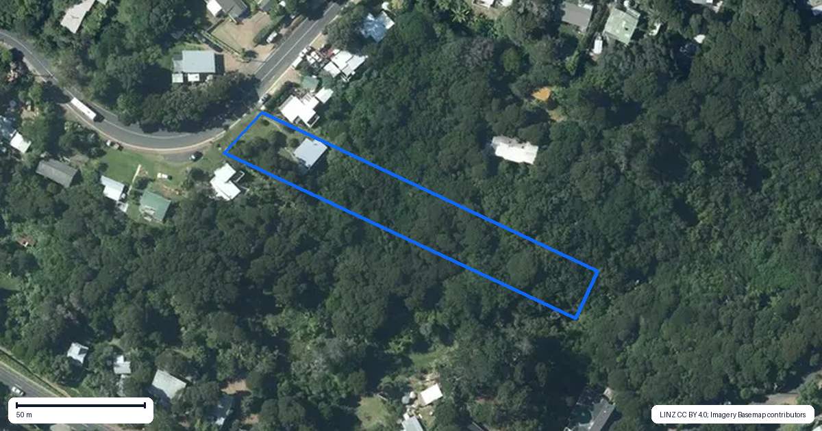 Property context map for 16 Goodwin Avenue, Oneroa, Waiheke Island