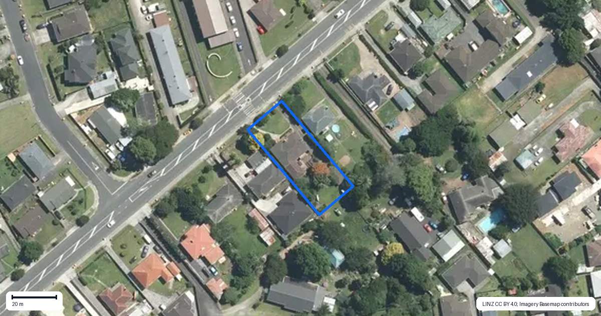 Property context map for 21 Clevedon Road, Papakura