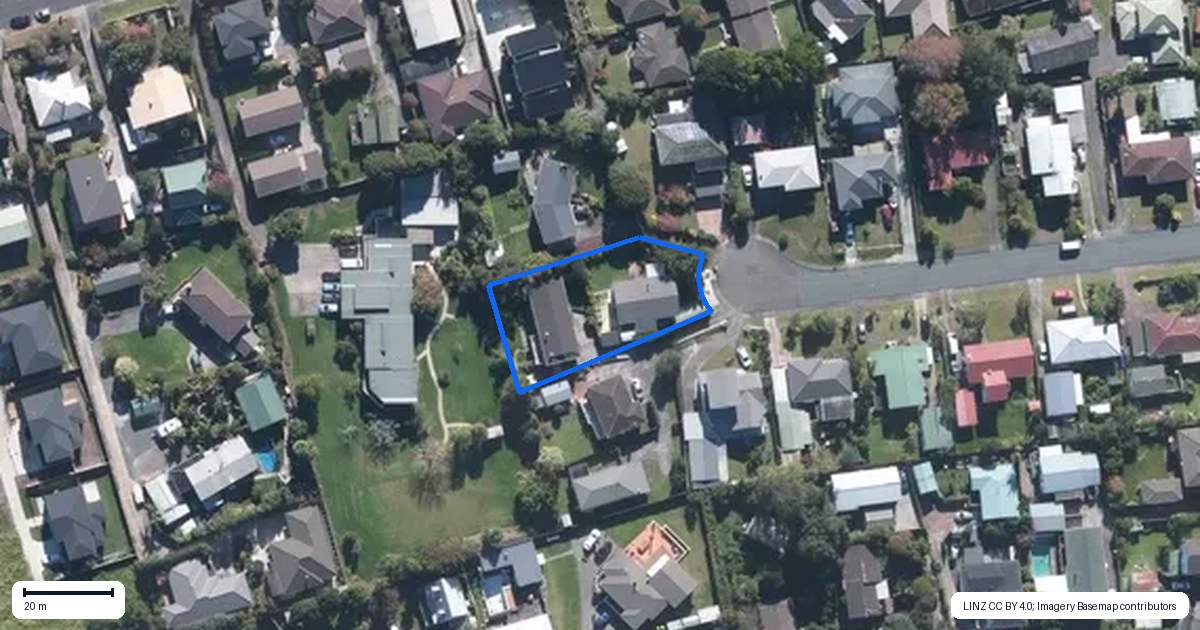 Property context map for 2/12 Grimshaw Place, Henderson, Auckland