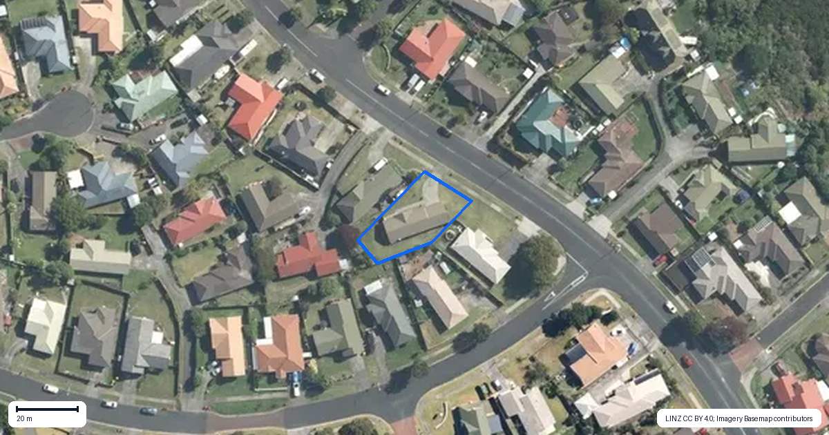 Property context map for 72 Burswood Drive, Burswood, Auckland