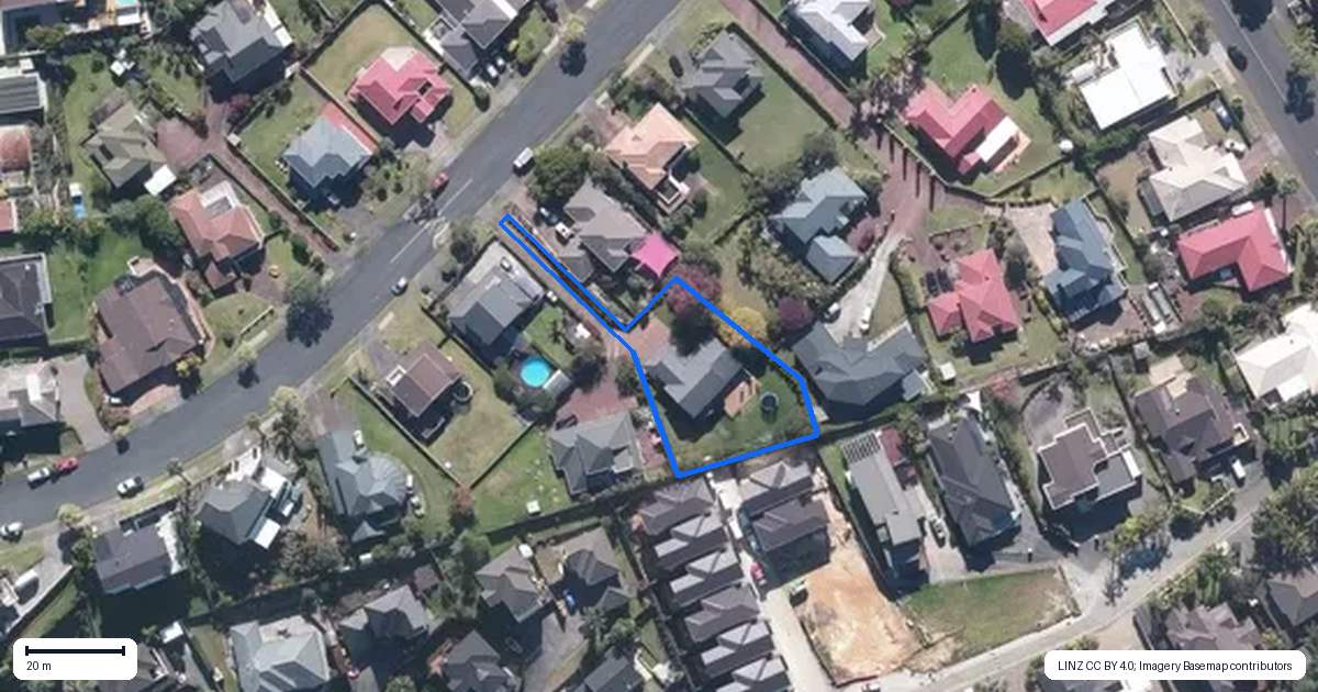 Property context map for 76 Lagoon Way, West Harbour, Auckland