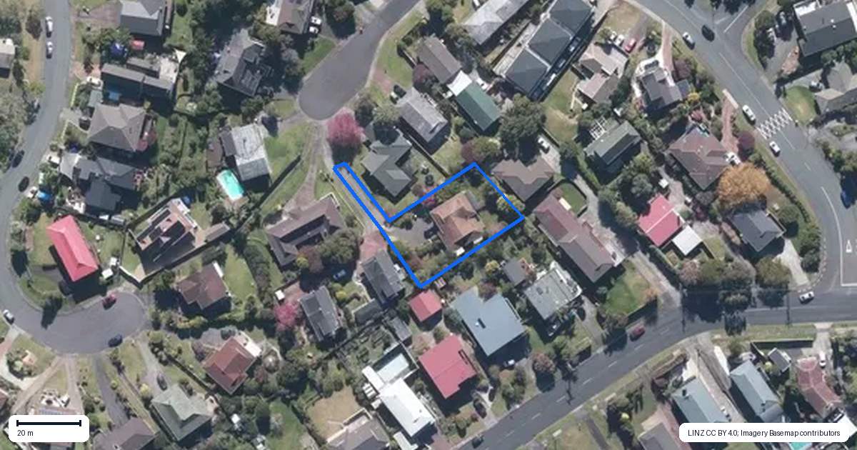Property context map for 9 Forsythe Place, Massey, Auckland