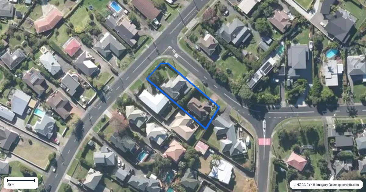 Property context map for 93 Litten Road, Cockle Bay, Auckland