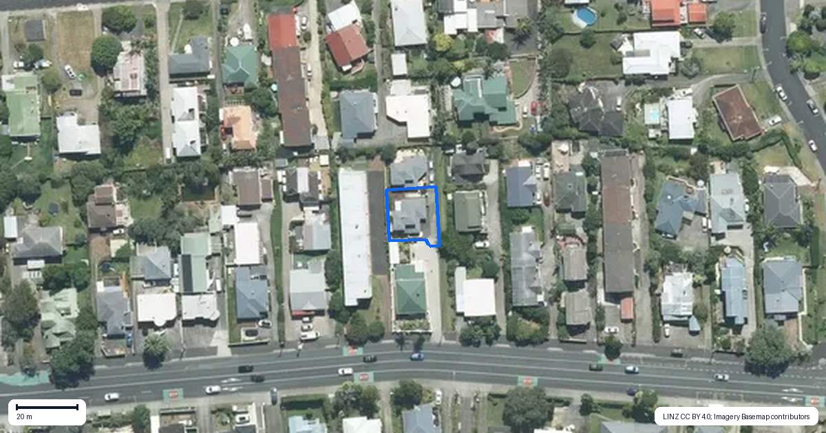Property context map for 217A Onewa Road, Birkenhead, Auckland