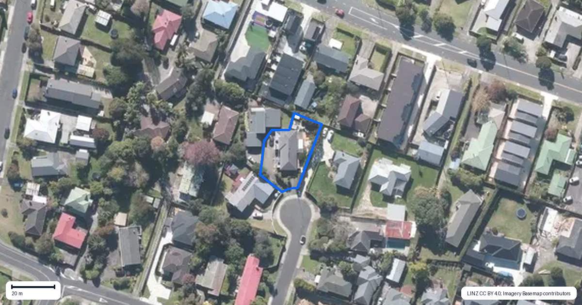 Property context map for 3 Salas Place, Howick, Auckland