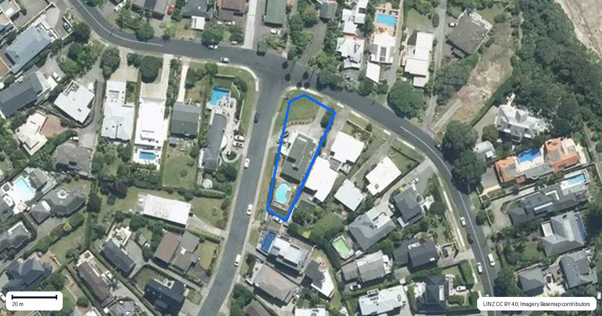 Property context map for 56 Churchill Road, Murrays Bay, Auckland