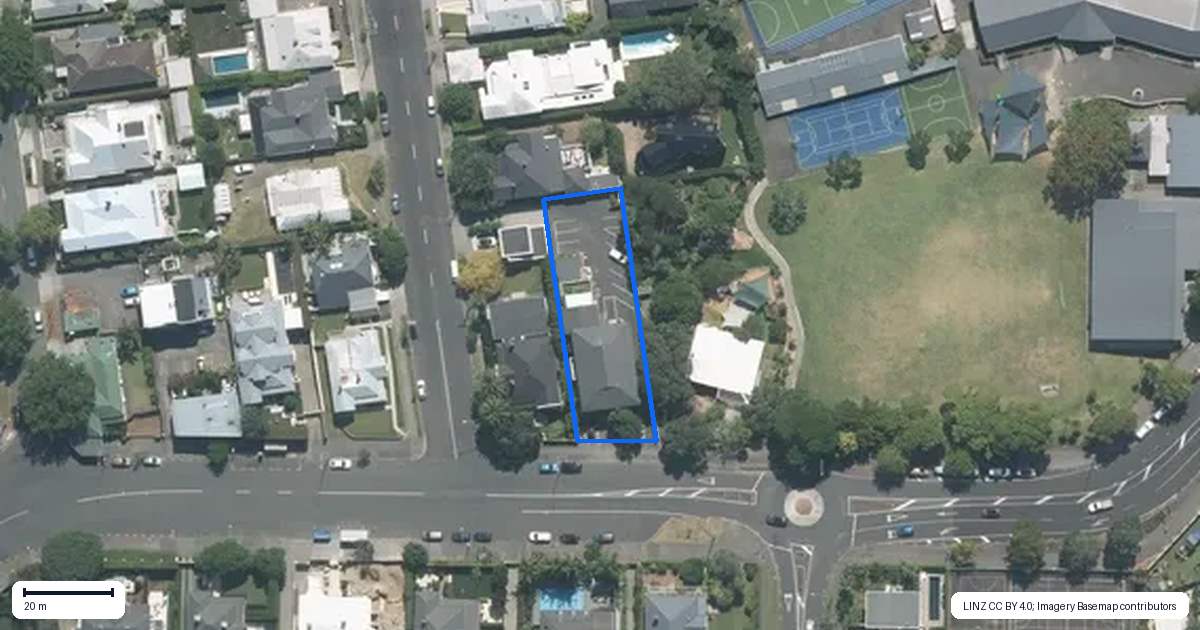 Property context map for 213 Jervois Road, Herne Bay, Auckland