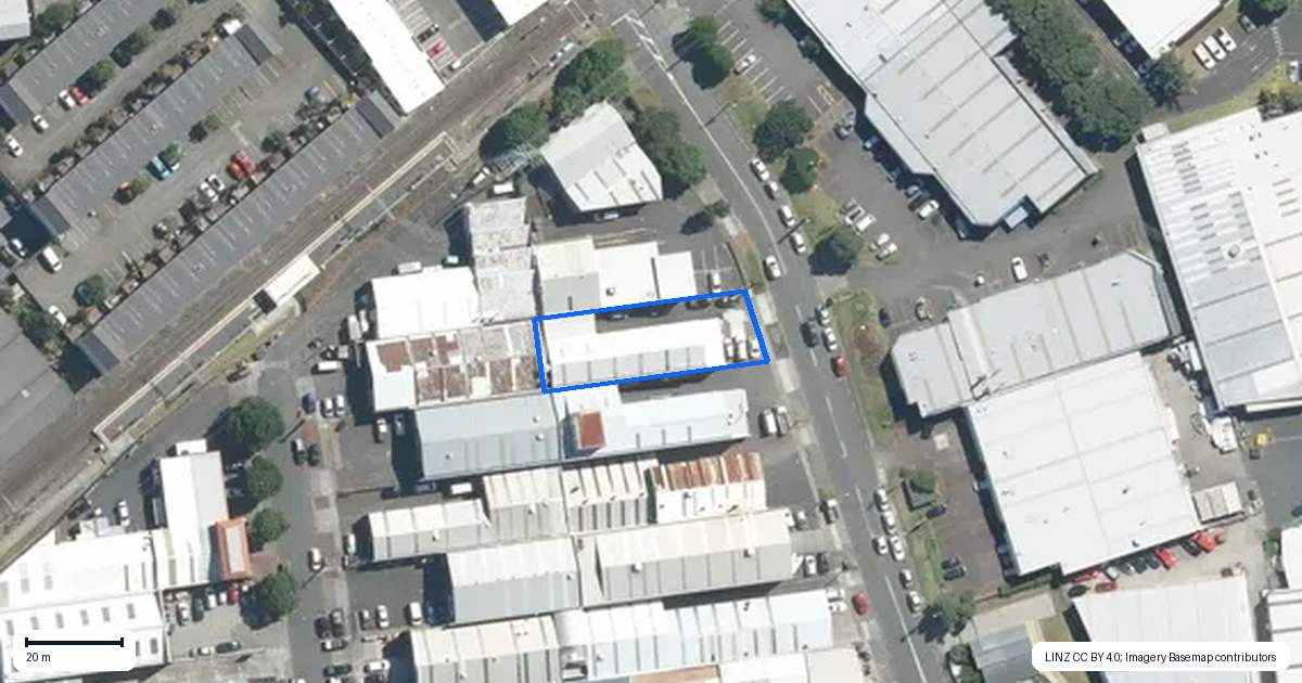 Property context map for 111 Mays Road, Onehunga, Auckland