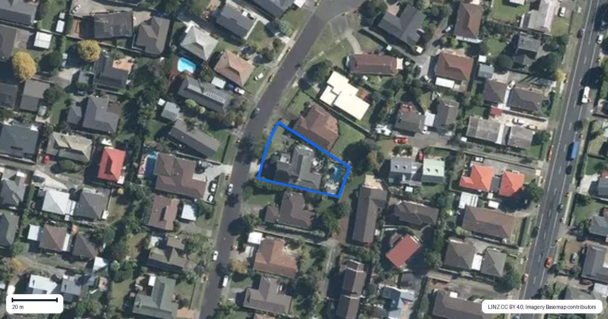 Property context map for 31 Majesty Place, Half Moon Bay, Auckland