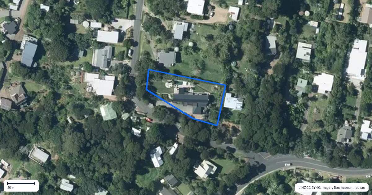 Property context map for 6 Queens Drive, Oneroa, Waiheke Island