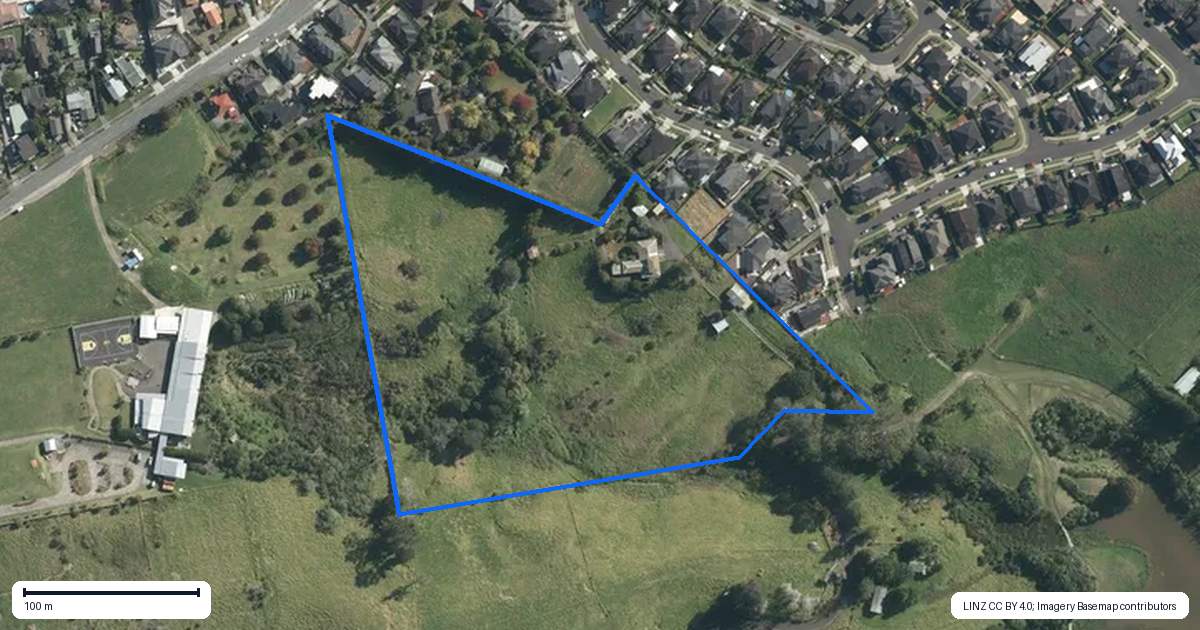 Property context map for 16 Babich Road, Henderson Valley, Auckland