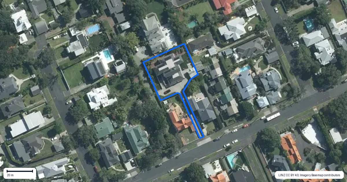 Property context map for 48 Stanley Point Road, Stanley Point, Auckland