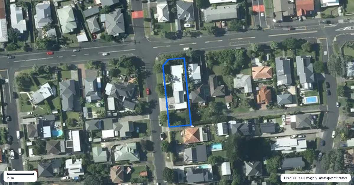 Property context map for 41 Old Lake Road, Narrow Neck, Auckland