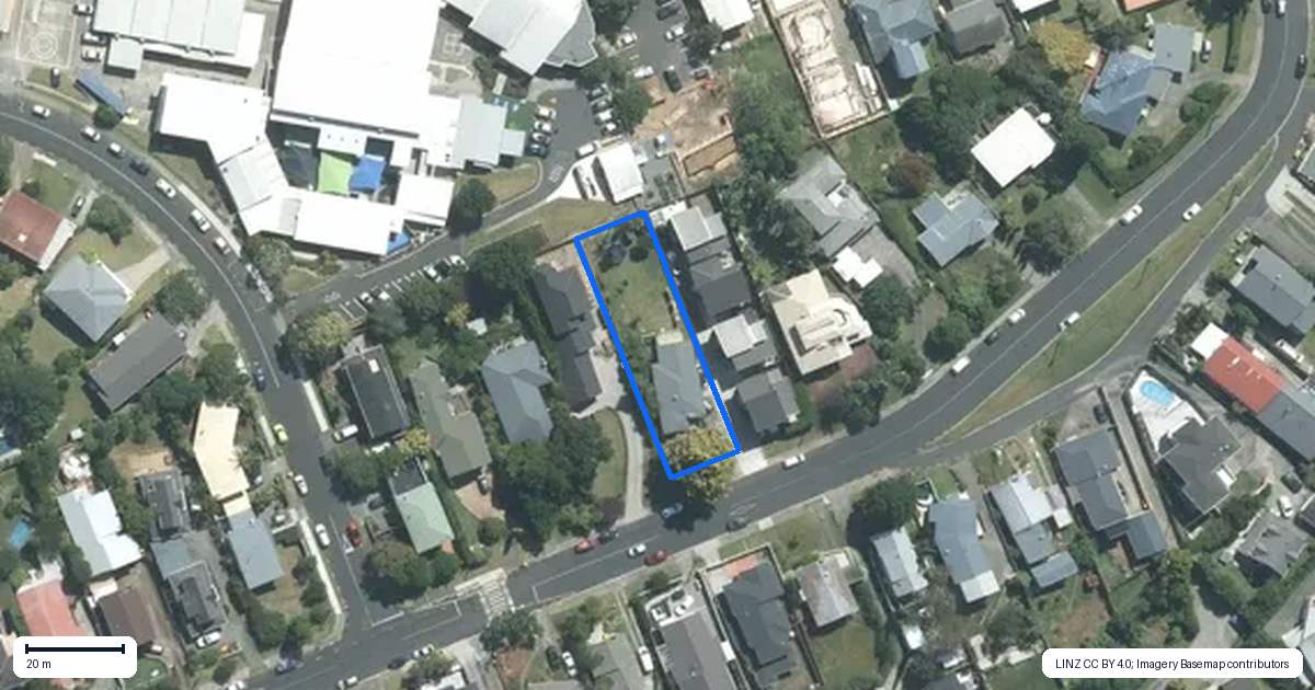 Property context map for 83 Matipo Road, Mairangi Bay, Auckland