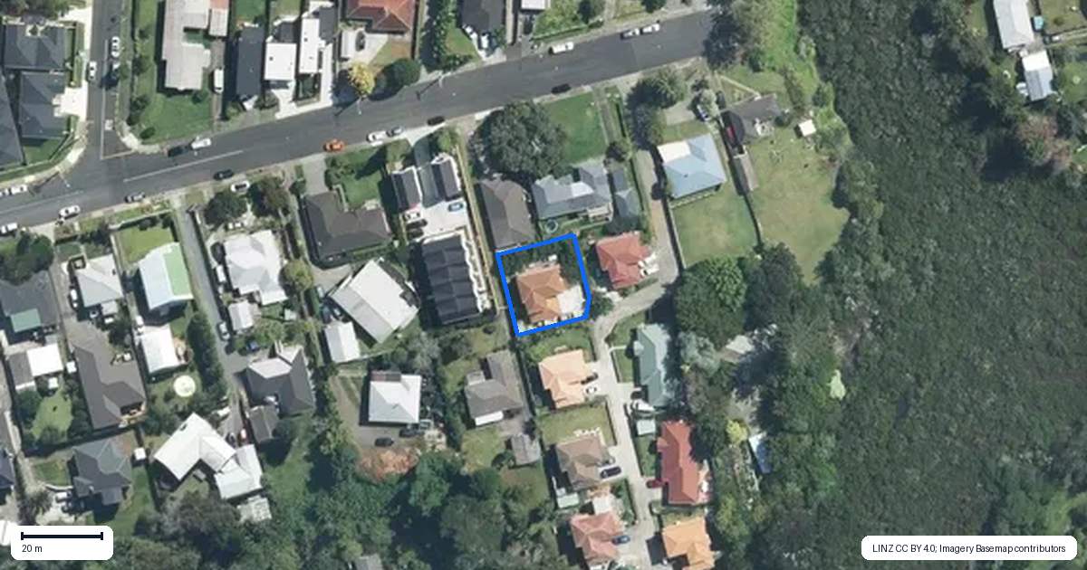 Property context map for 2/131A Luke Street East, Otahuhu, Auckland