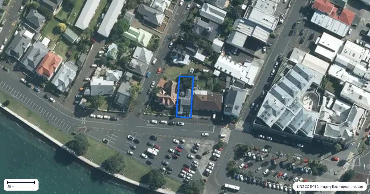 Property context map for 10 Queens Parade, Devonport, Auckland