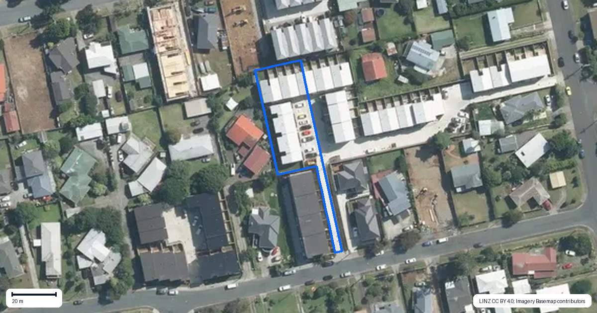 Property context map for 21 Helen Jenepher Lane, Mount Wellington, Auckland