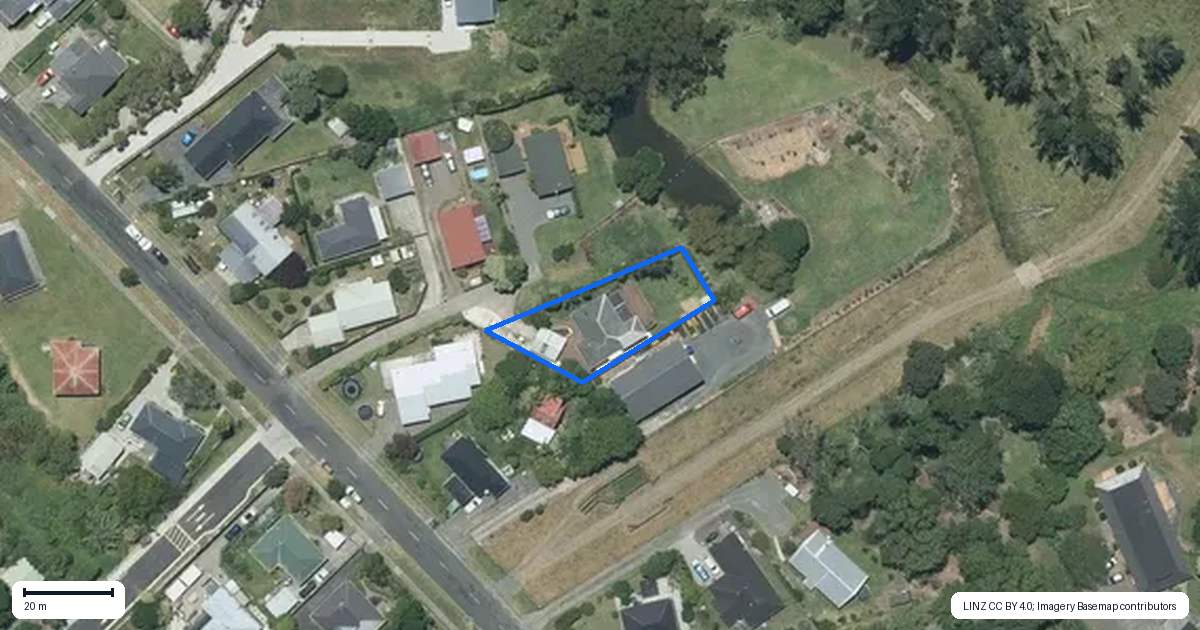Property context map for 128C Awaroa Road, Helensville