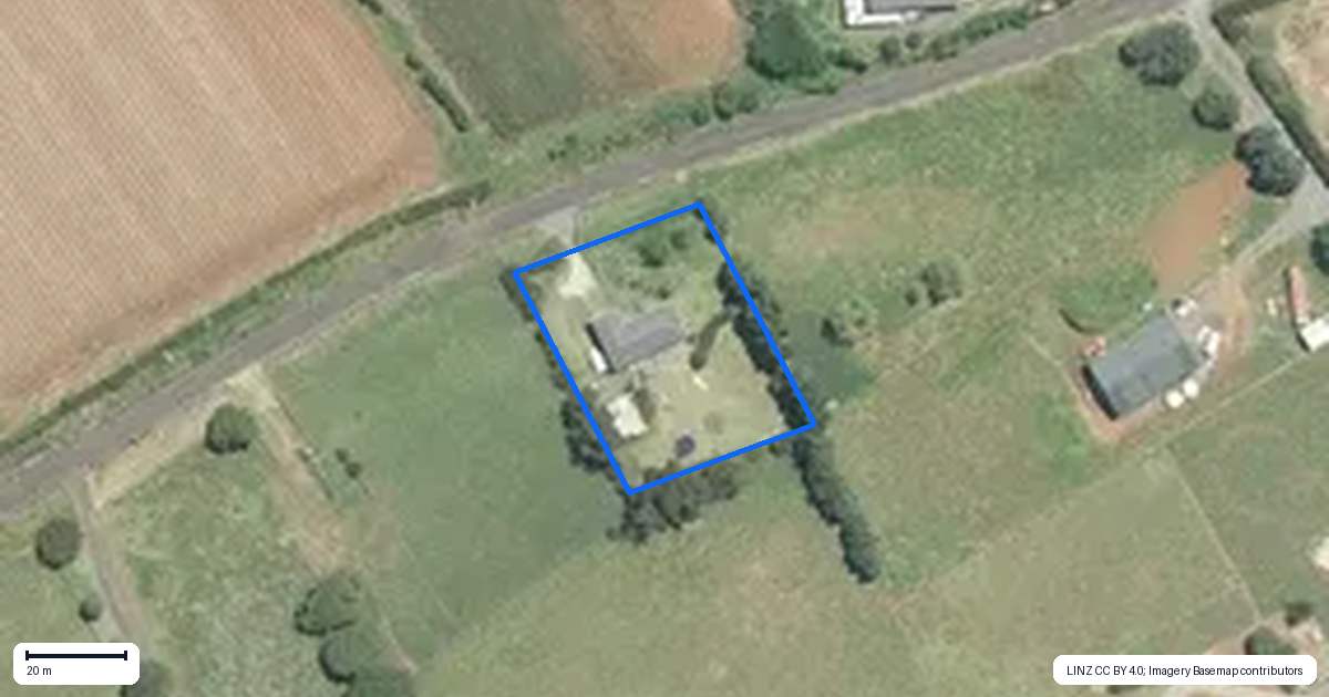Property context map for 11 Burrow Road, Pukekohe
