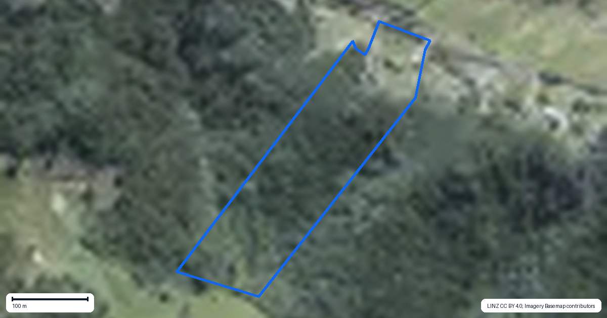 Property context map for 1455 Awhitu Road, Pollok