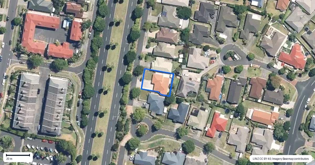 Property context map for 12 Franco Lane, East Tamaki, Auckland