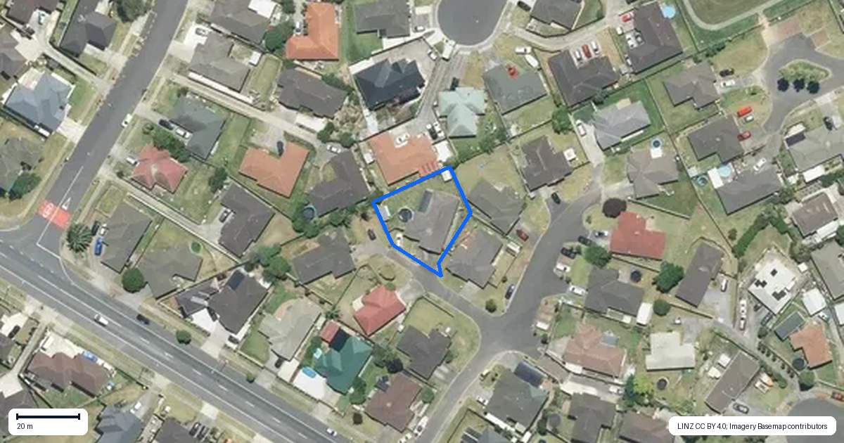 Property context map for 323 Mahia Road, Weymouth, Auckland
