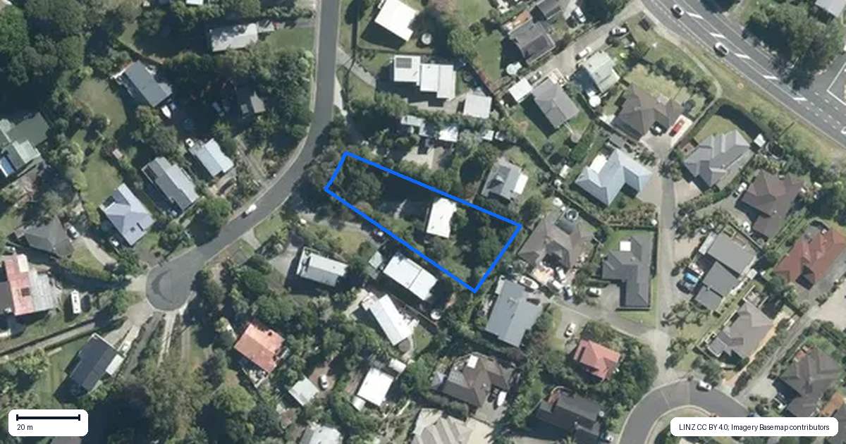 Property context map for 10 Poplar Road, Stanmore Bay, Whangaparaoa