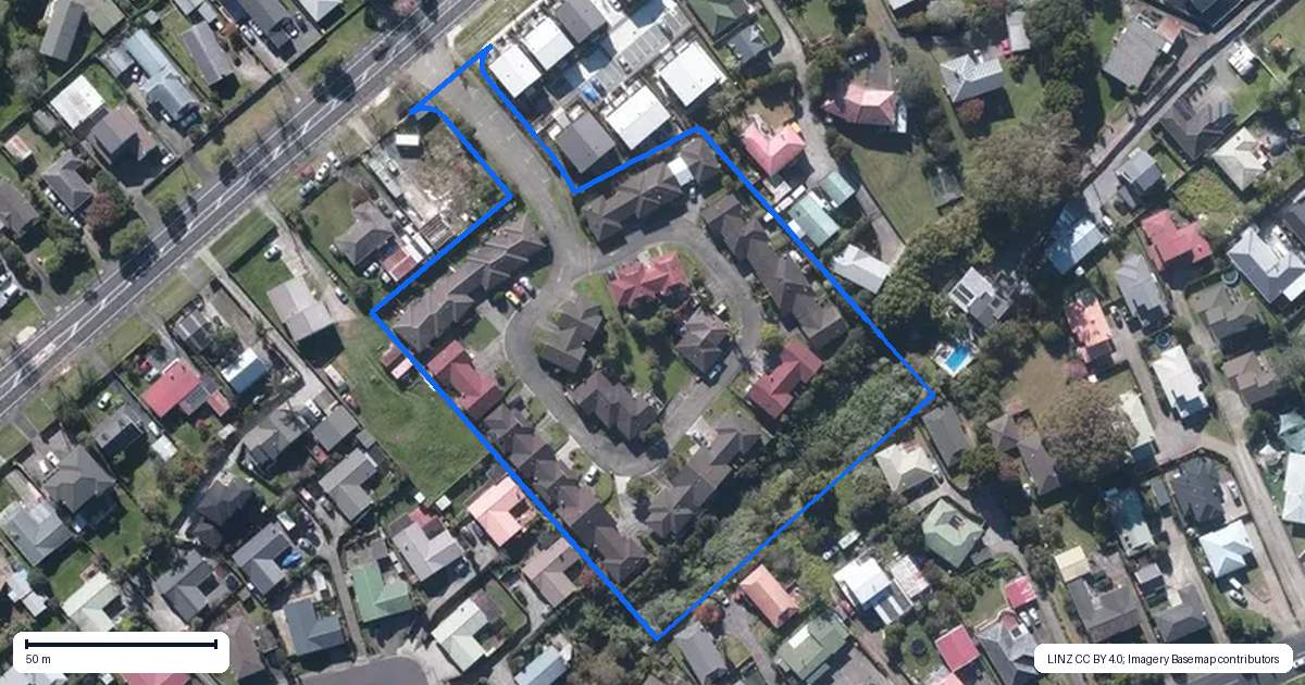 Property context map for 28/352A Swanson Road, Ranui, Auckland