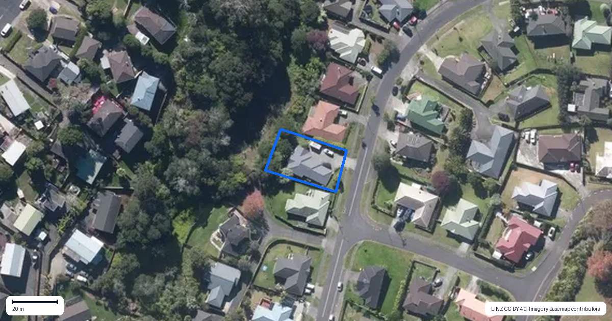 Property context map for 45 Hewlett Road, Massey, Auckland
