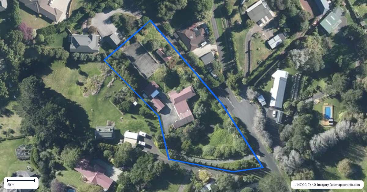 Property context map for 5 Raukawa Grove, Waiuku